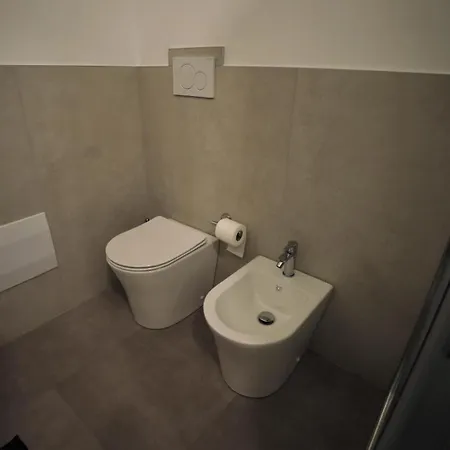 Vittoria Tre Piazze Apartment Brescia